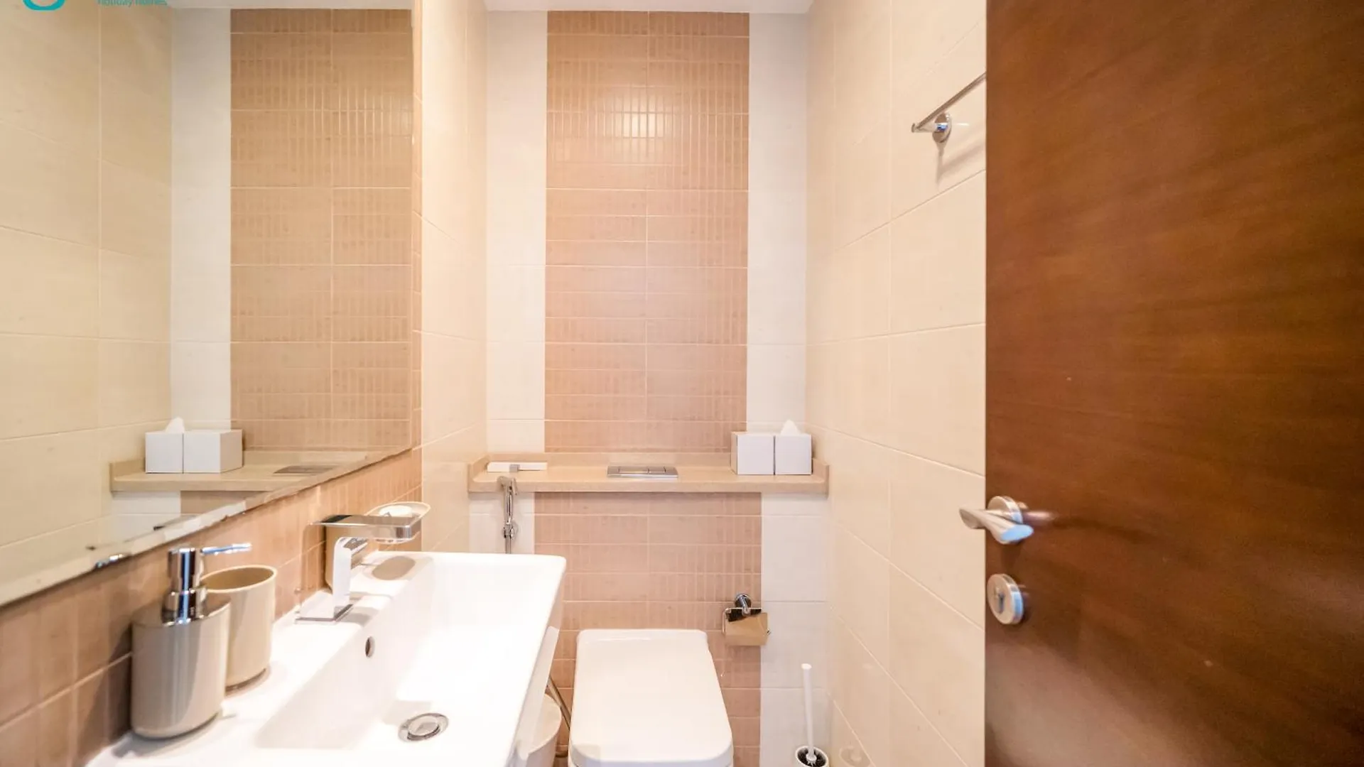 Blue Breeze - Bright 1Br With Balcony & Stunning Marina Views Apartment Dubai United Arab Emirates