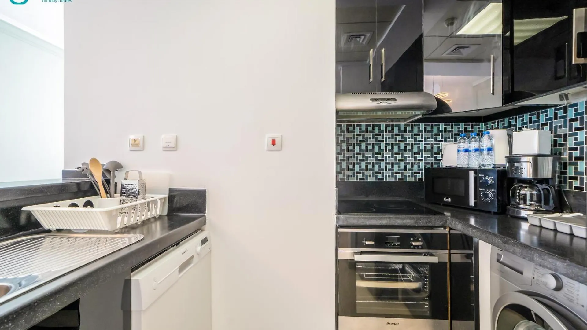 Blue Breeze - Bright 1Br With Balcony & Stunning Marina Views Apartment Dubai United Arab Emirates